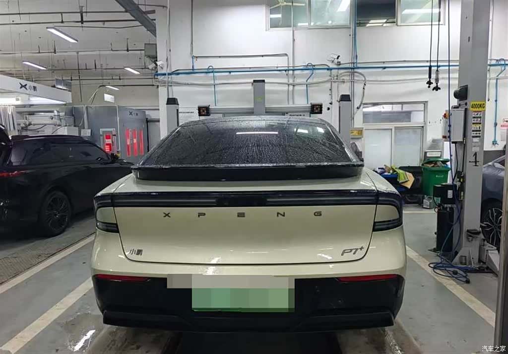 Xpeng P7, 2025 3