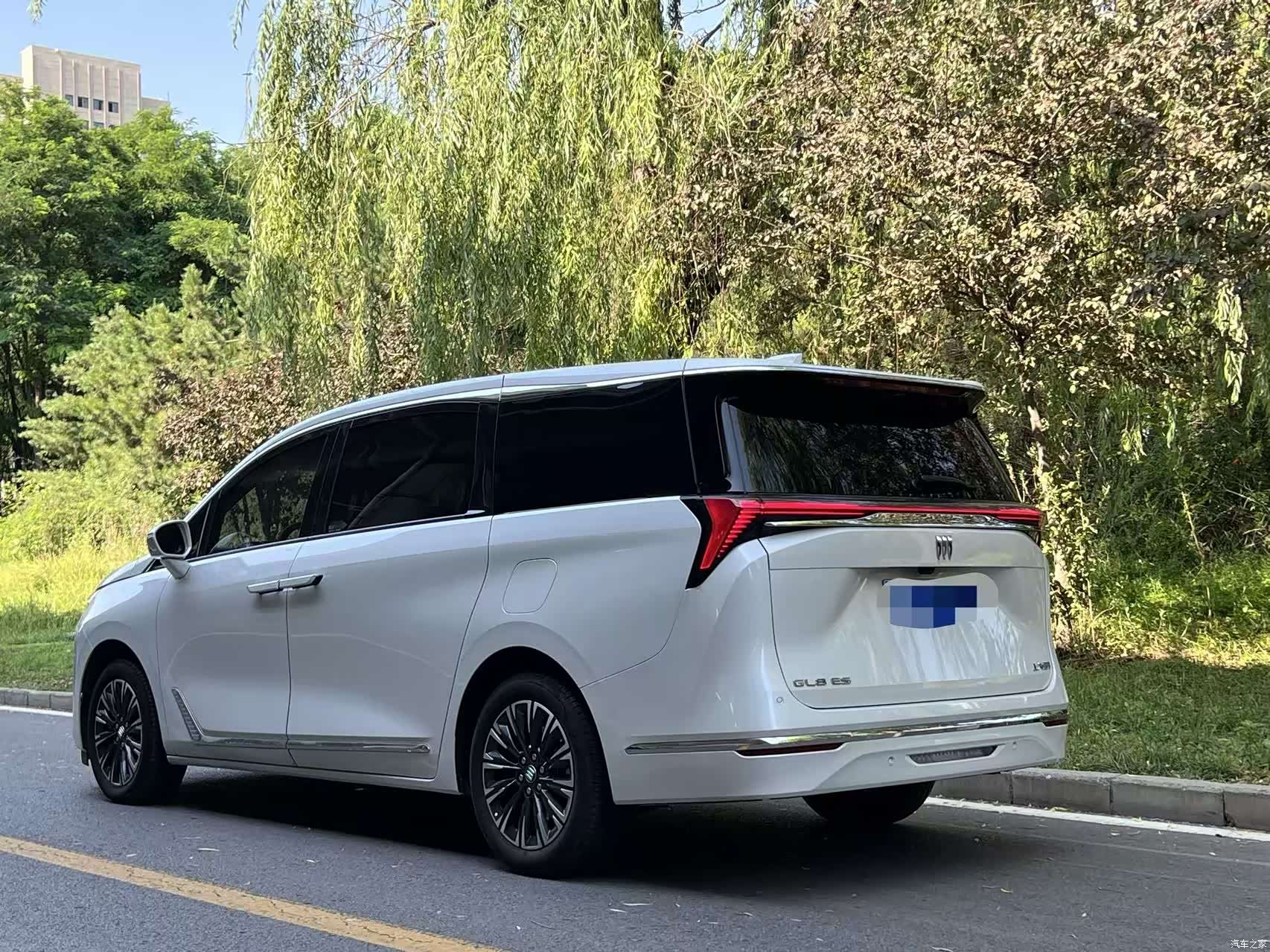 Buick GL8, 2024 8