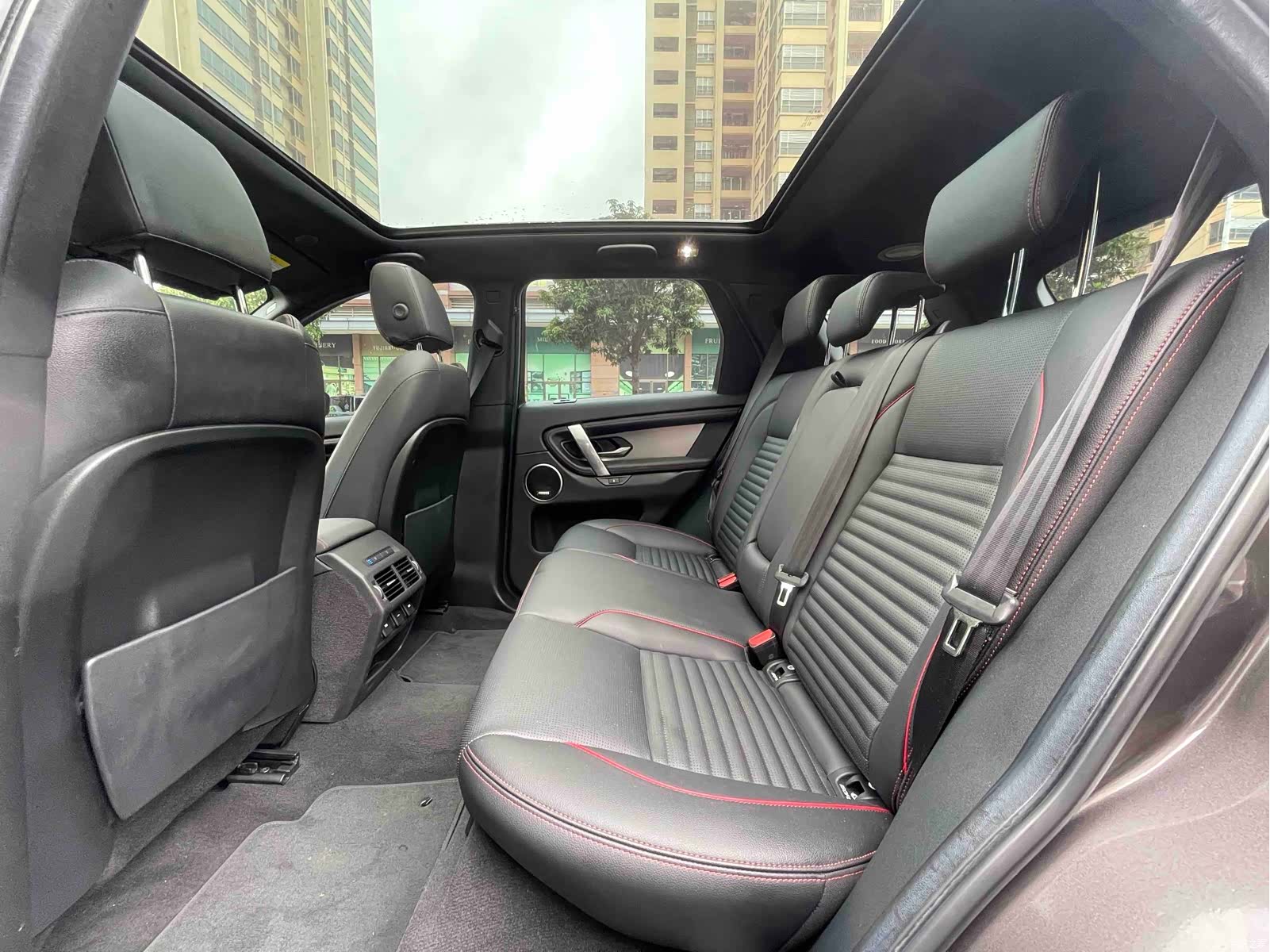 Land Rover Discovery, 2022 12