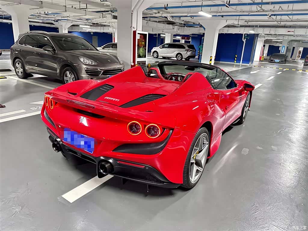 Ferrari F8, 2022 все фото