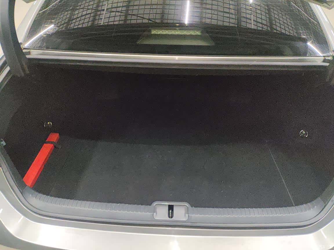 Lexus ES, 2023 12