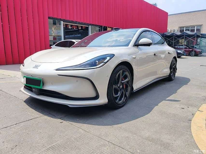 IM Motors L6, 2024 1