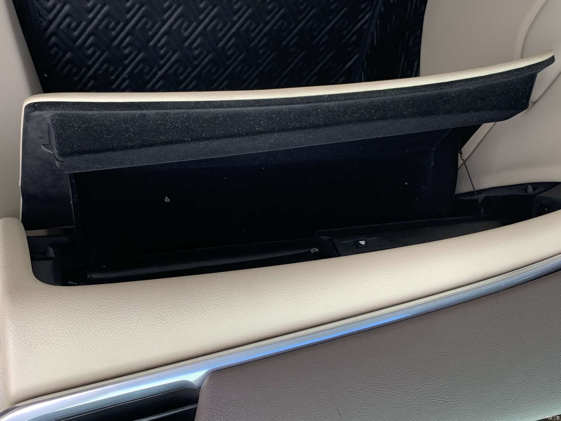 Cadillac XTS, 2014 23