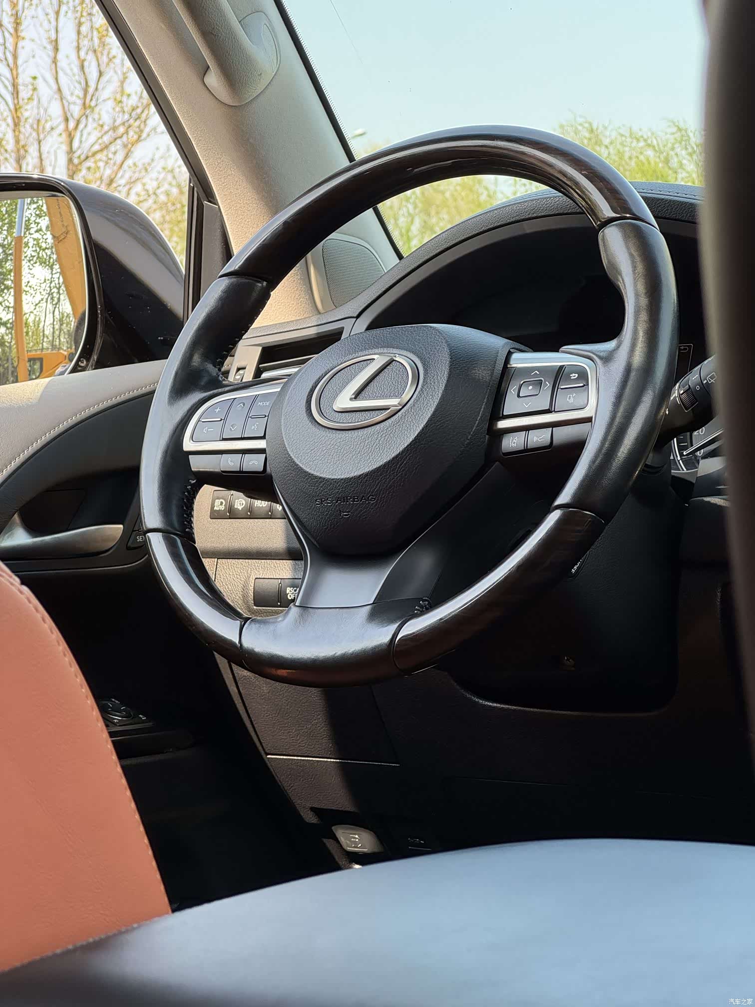 Lexus LX, 2020 22
