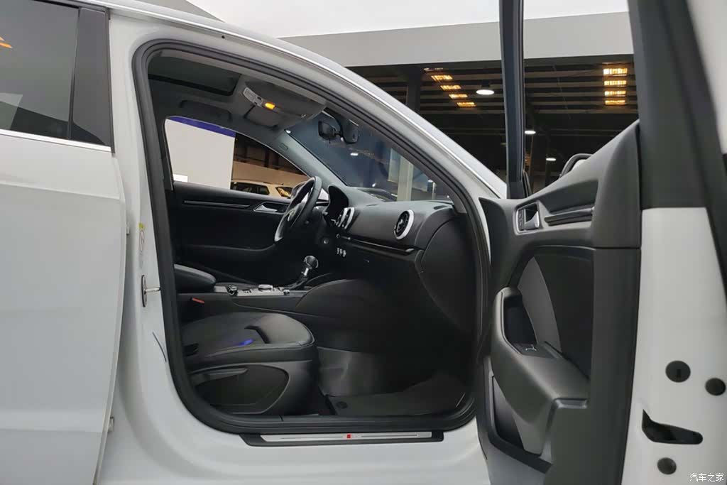 Audi A3, 2019 8