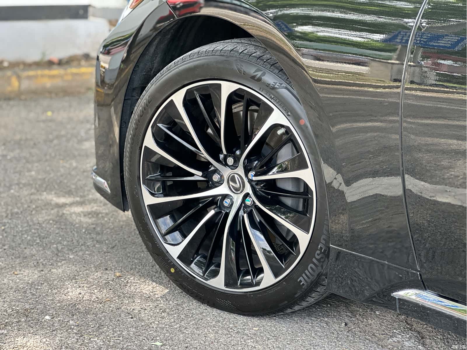 Lexus LS, 2021 60
