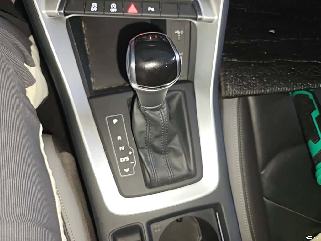Audi Q3, 2021 14
