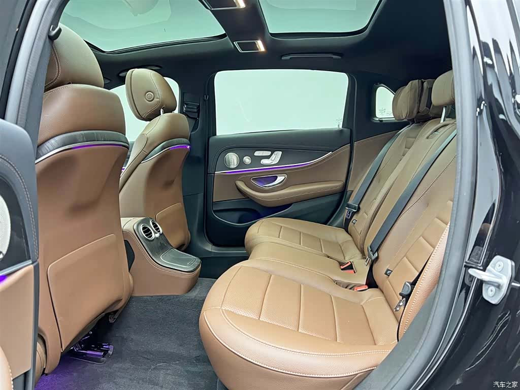 Mercedes-Benz E-Class, 2021 16
