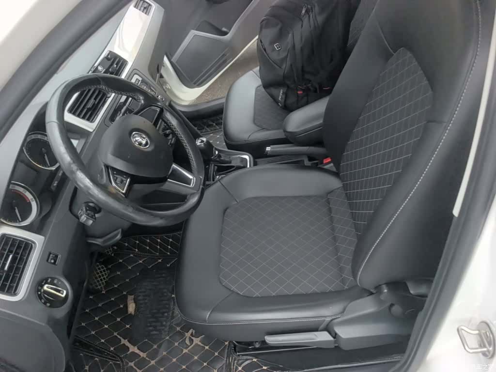 Skoda Rapid, 2018 15