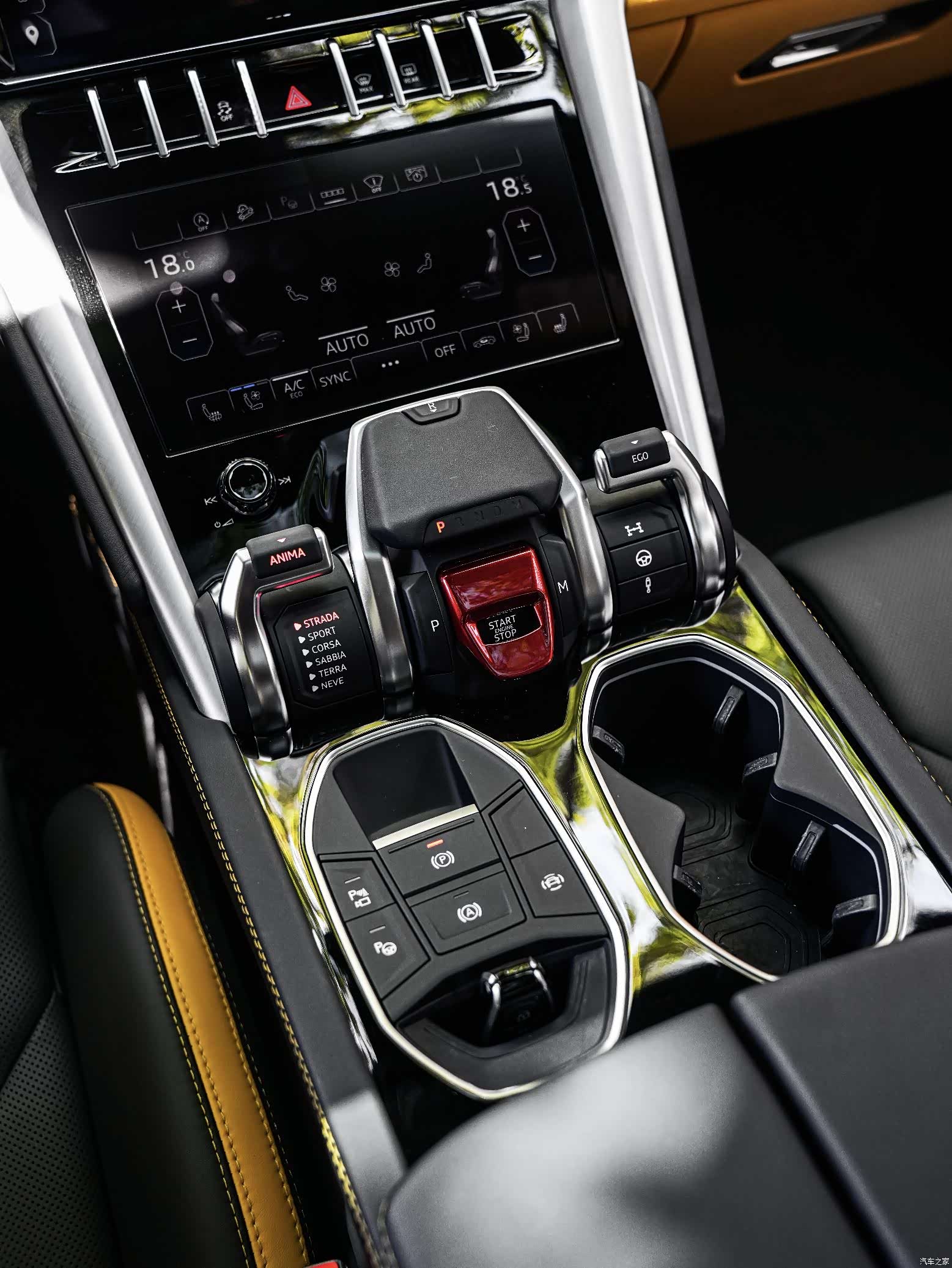 Lamborghini Urus, 2023 21