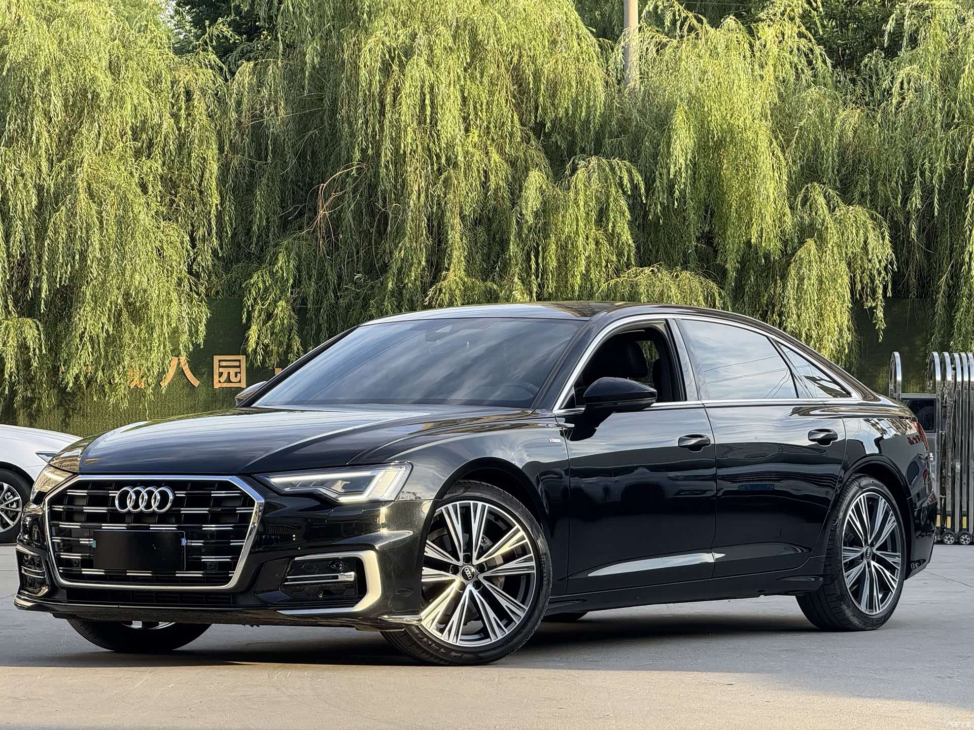 Audi A6L, 2024 1