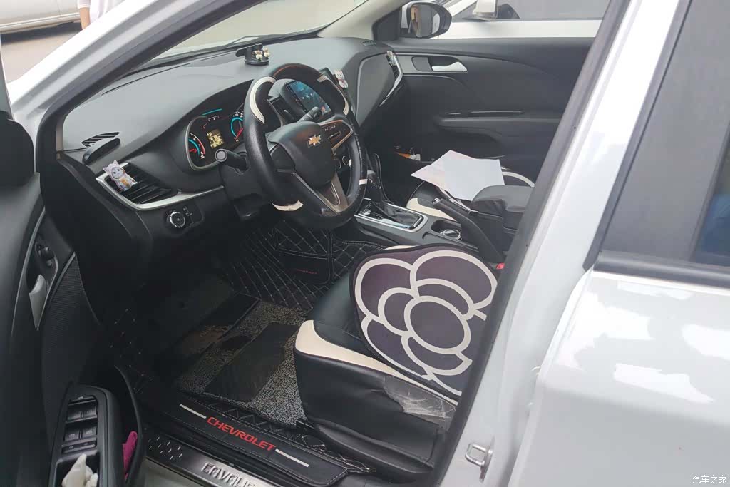 Chevrolet 320, 2018 9