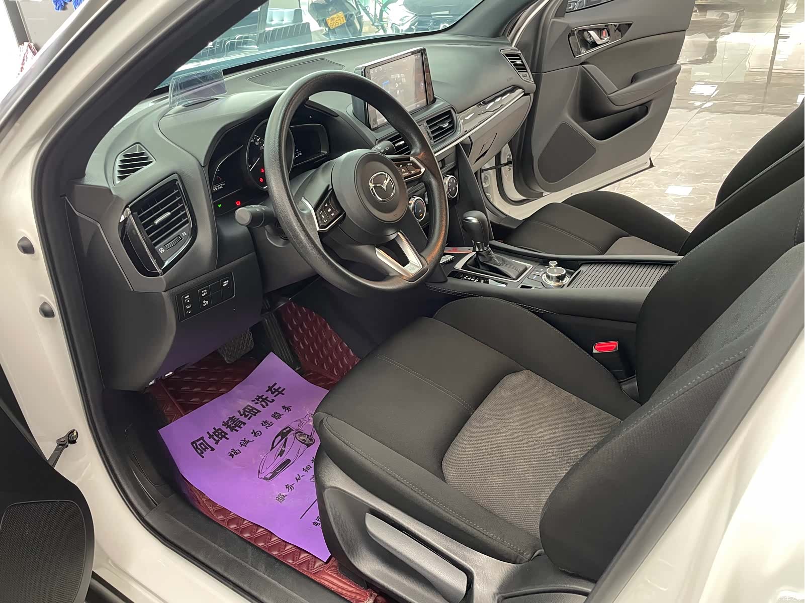 Mazda CX-4, 2022 все фото