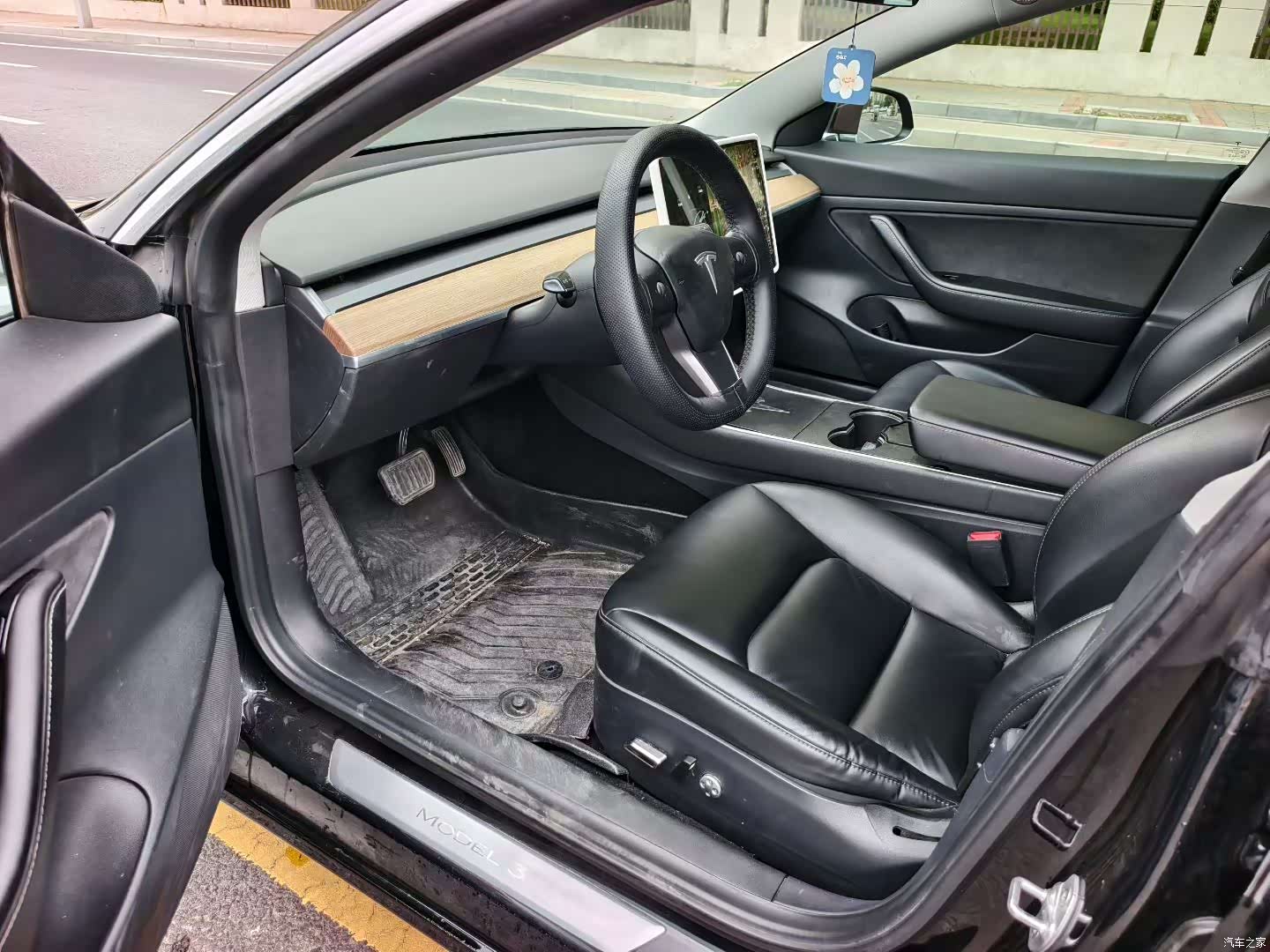 Tesla Model 3, 2020 3
