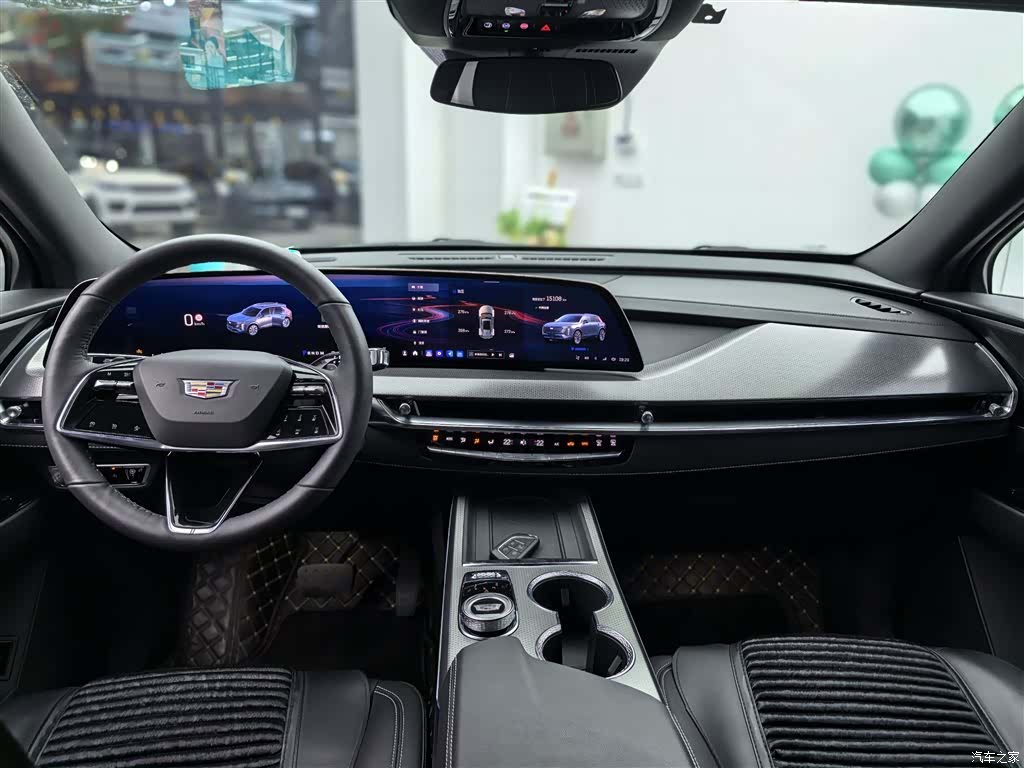 Cadillac XT5, 2025 9
