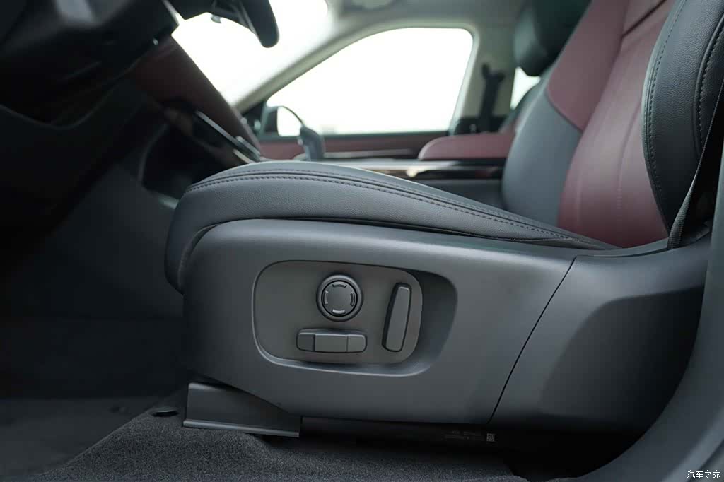 Land Rover Range Rover, 2023 13