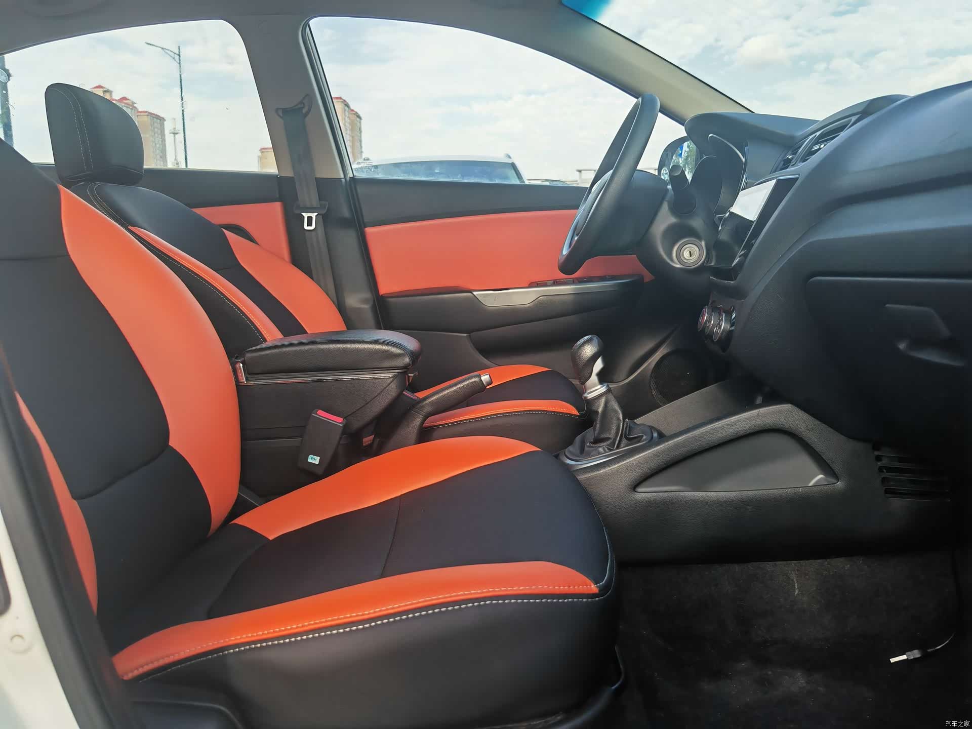 Kia K2, 2015 11