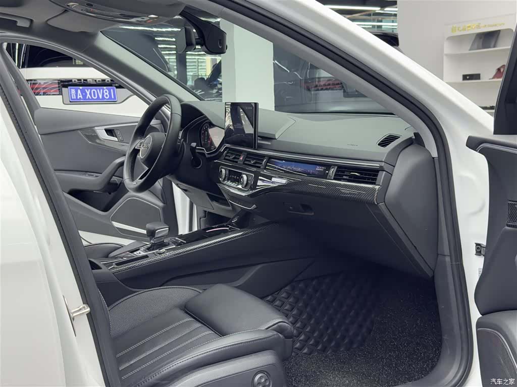 Audi A4L, 2020 8