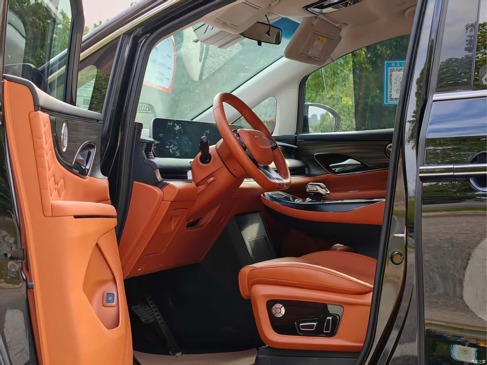 DongFeng V9, 2025 8