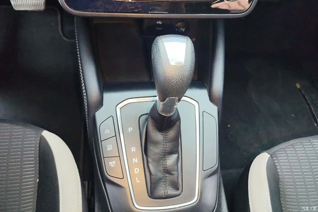 Ford Focus, 2021 16