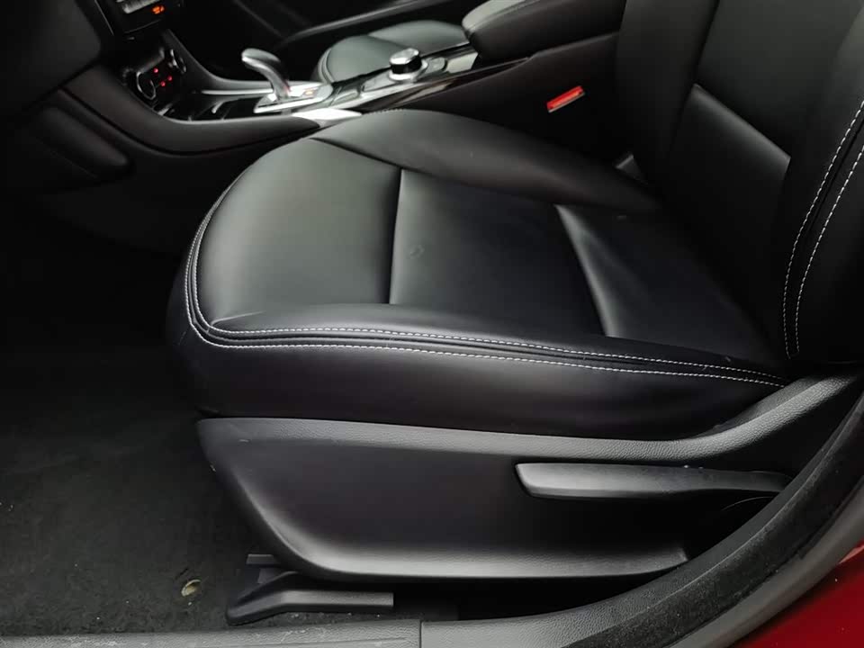 Infiniti QX30 Infiniti QX30