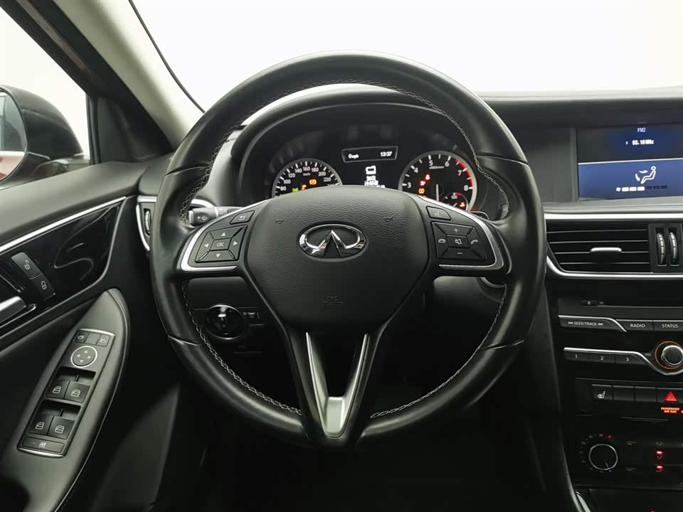 Infiniti QX30 Infiniti QX30
