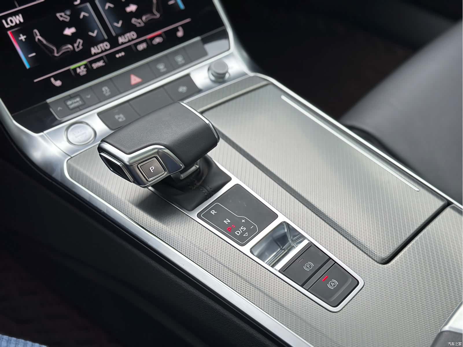 Audi A6L, 2020 23