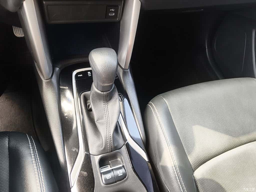Toyota Frontlander, 2025 14