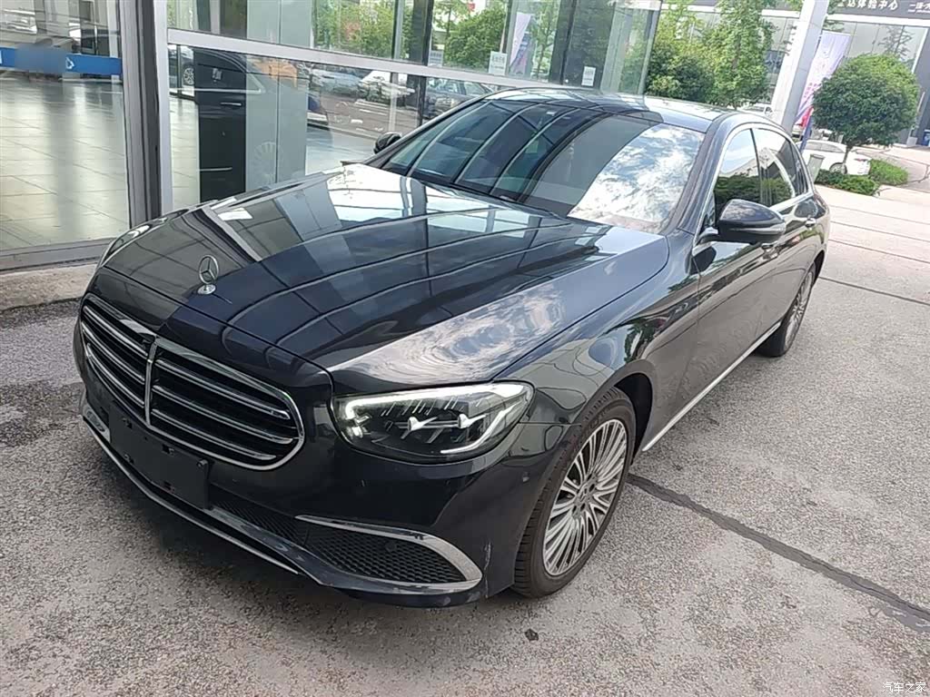 Mercedes-Benz E-Class, 2022 2