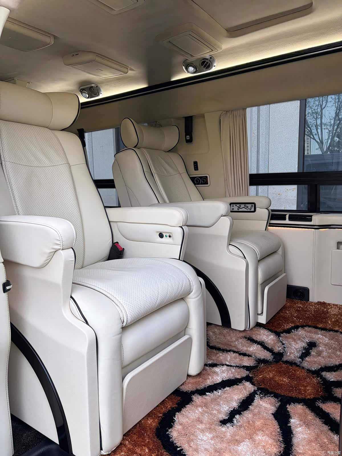 GMC SAVANA, 2012 8