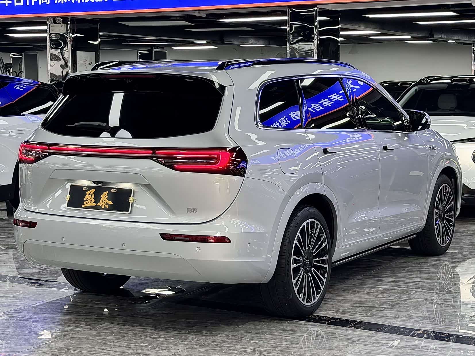 AITO M7, 2025 все фото