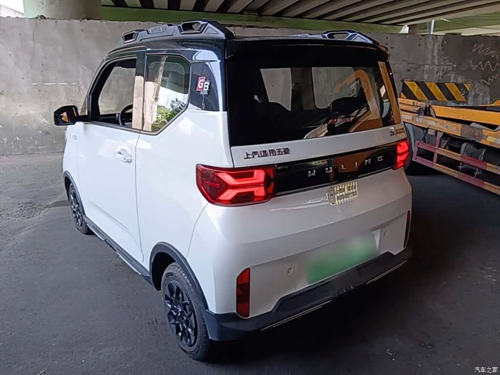 Wuling MINIEV, 2022 все фото