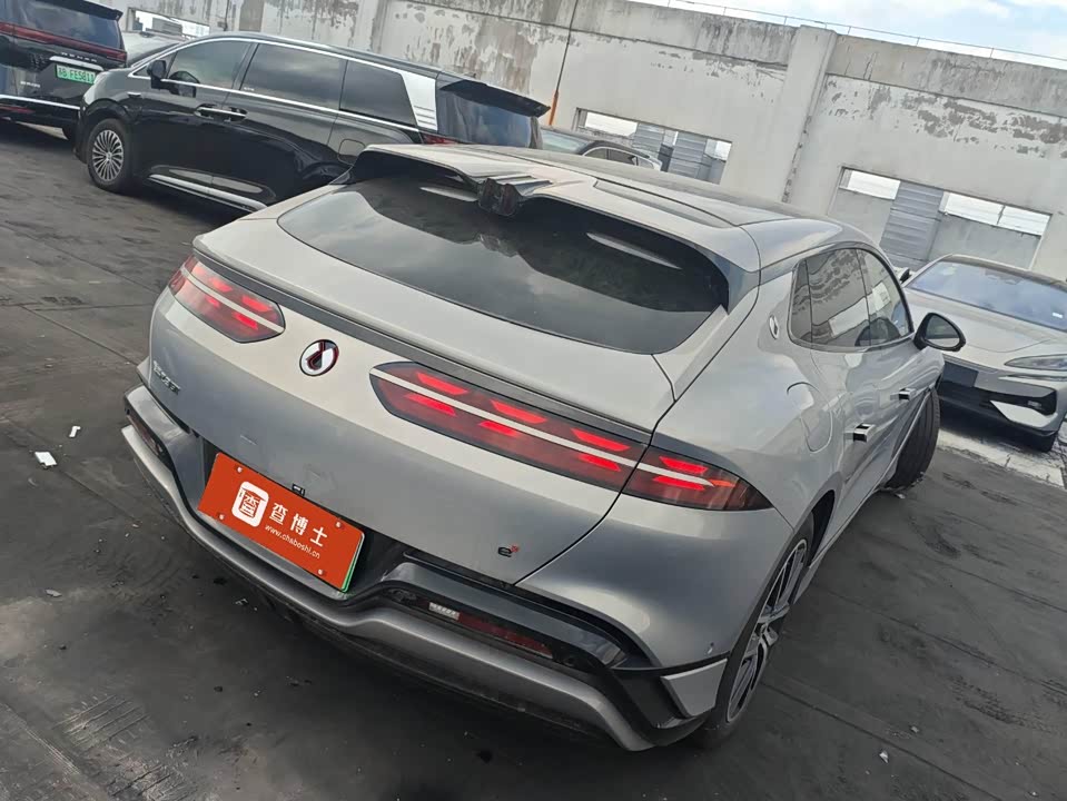 Denza Z9GT Denza Z9GT