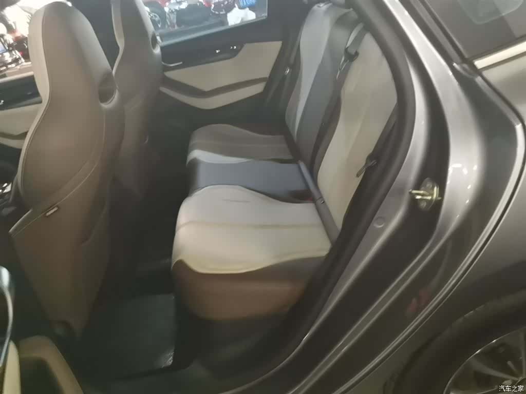 BYD Qin, 2023 17