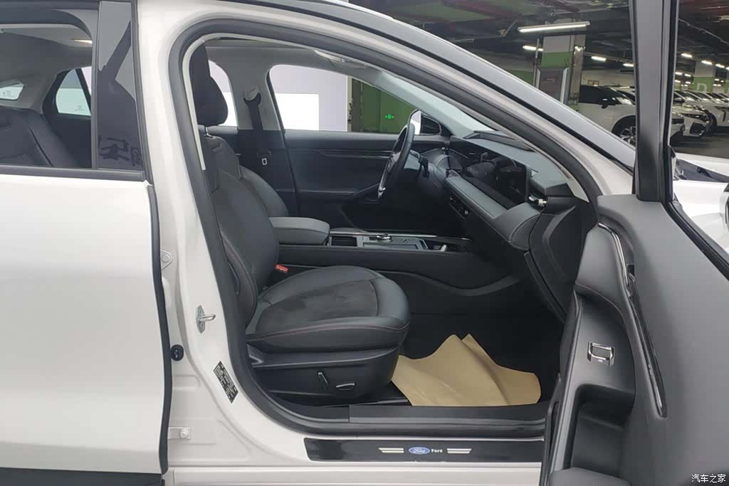 Ford Mondeo, 2024 8