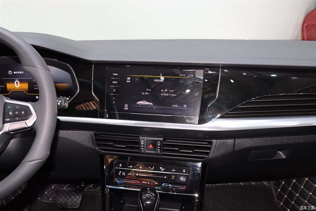 Volkswagen Passat, 2025 13