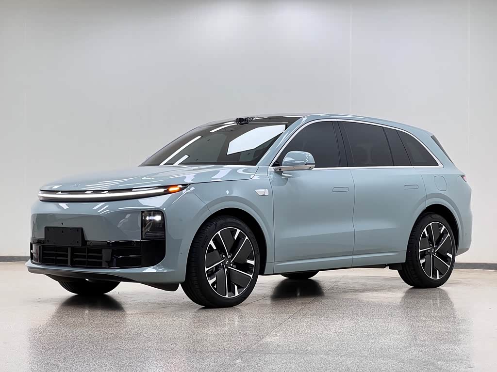 Li Auto L6