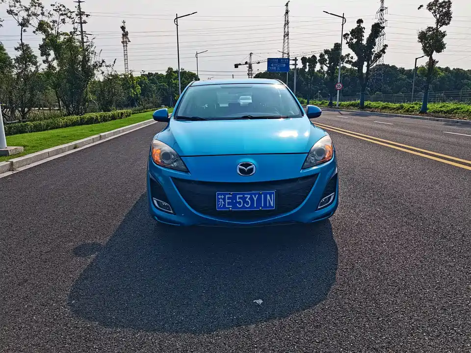 Mazda 3 star Cheng
