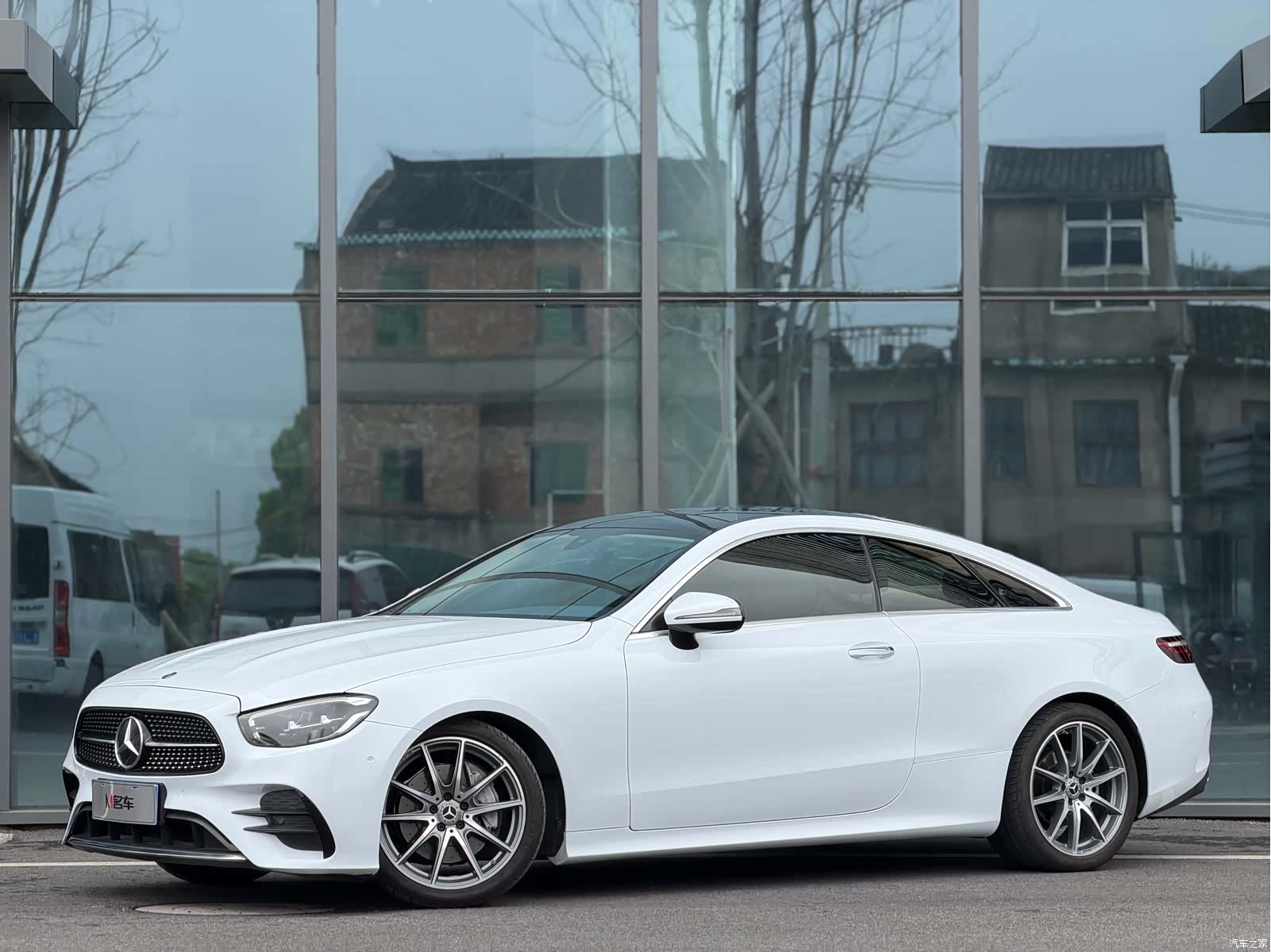Mercedes-Benz E-Class, 2021 1