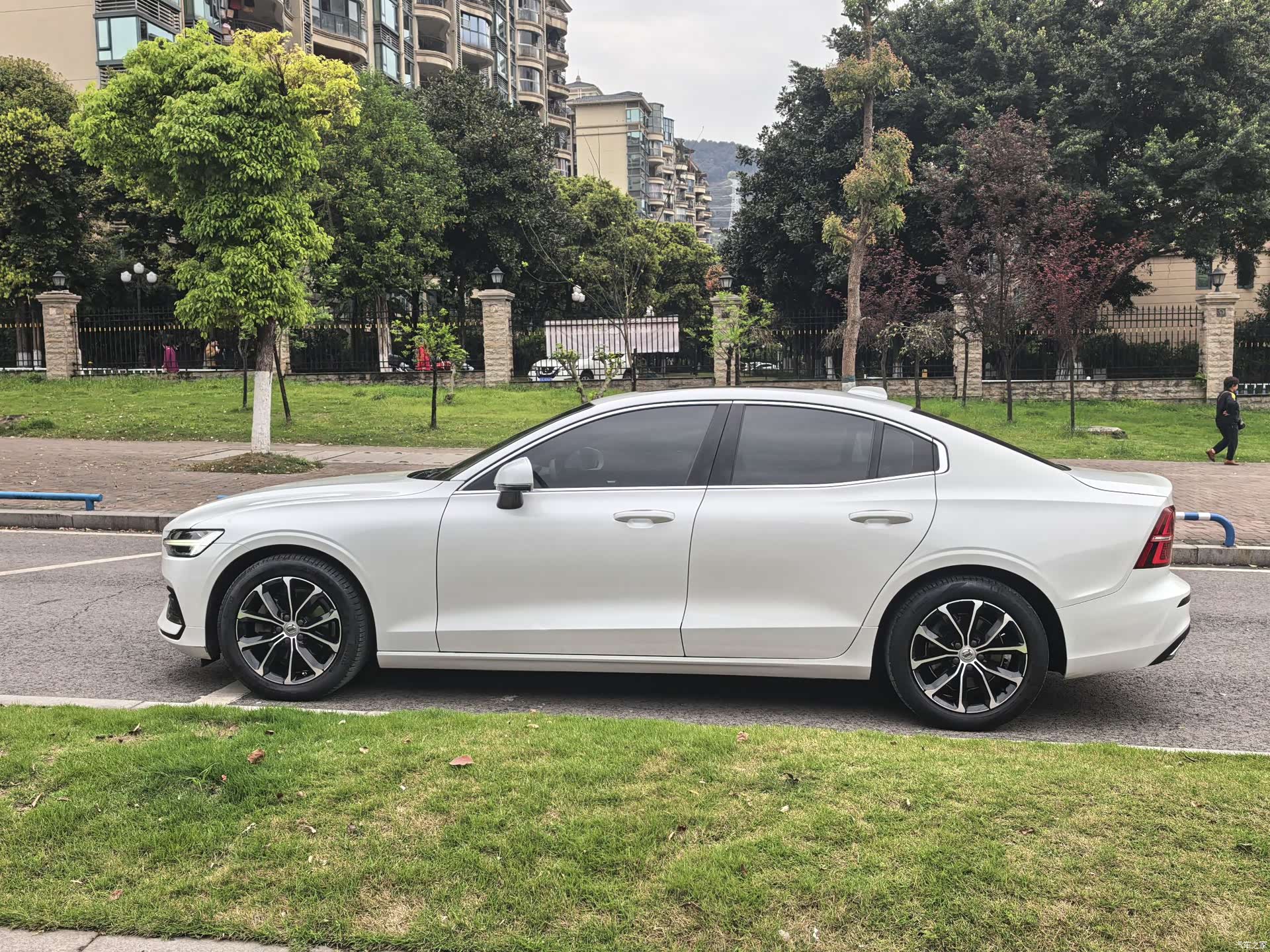 Volvo S60, 2021 4