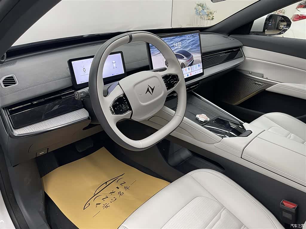 DongFeng eπ007, 2024 8