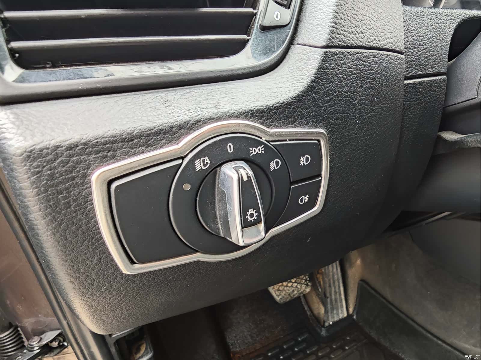 BMW X1, 2013 15