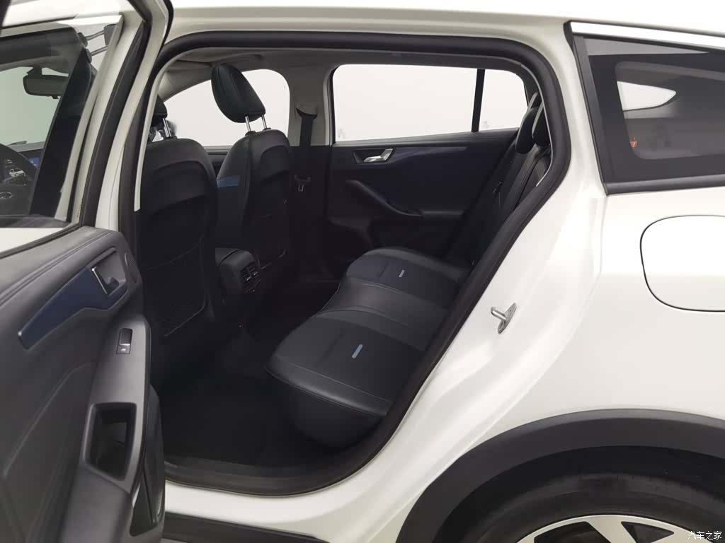 Ford Focus, 2021 15