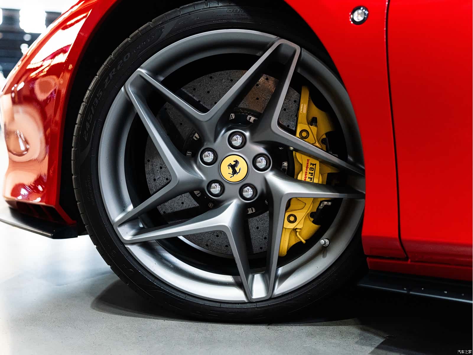 Ferrari F8, 2022 все фото