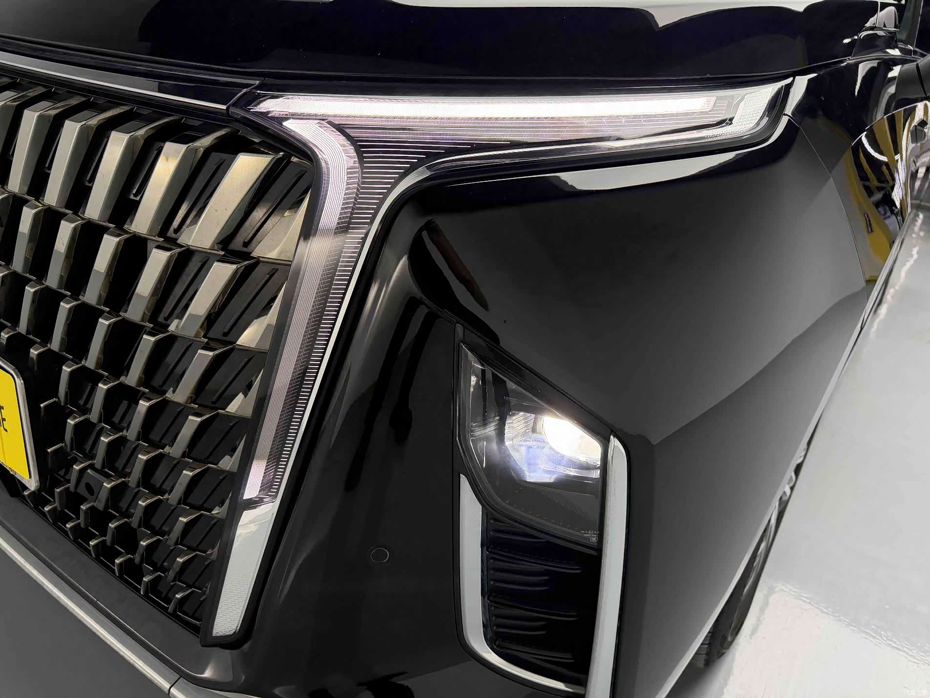 Maxus G90, 2023 18