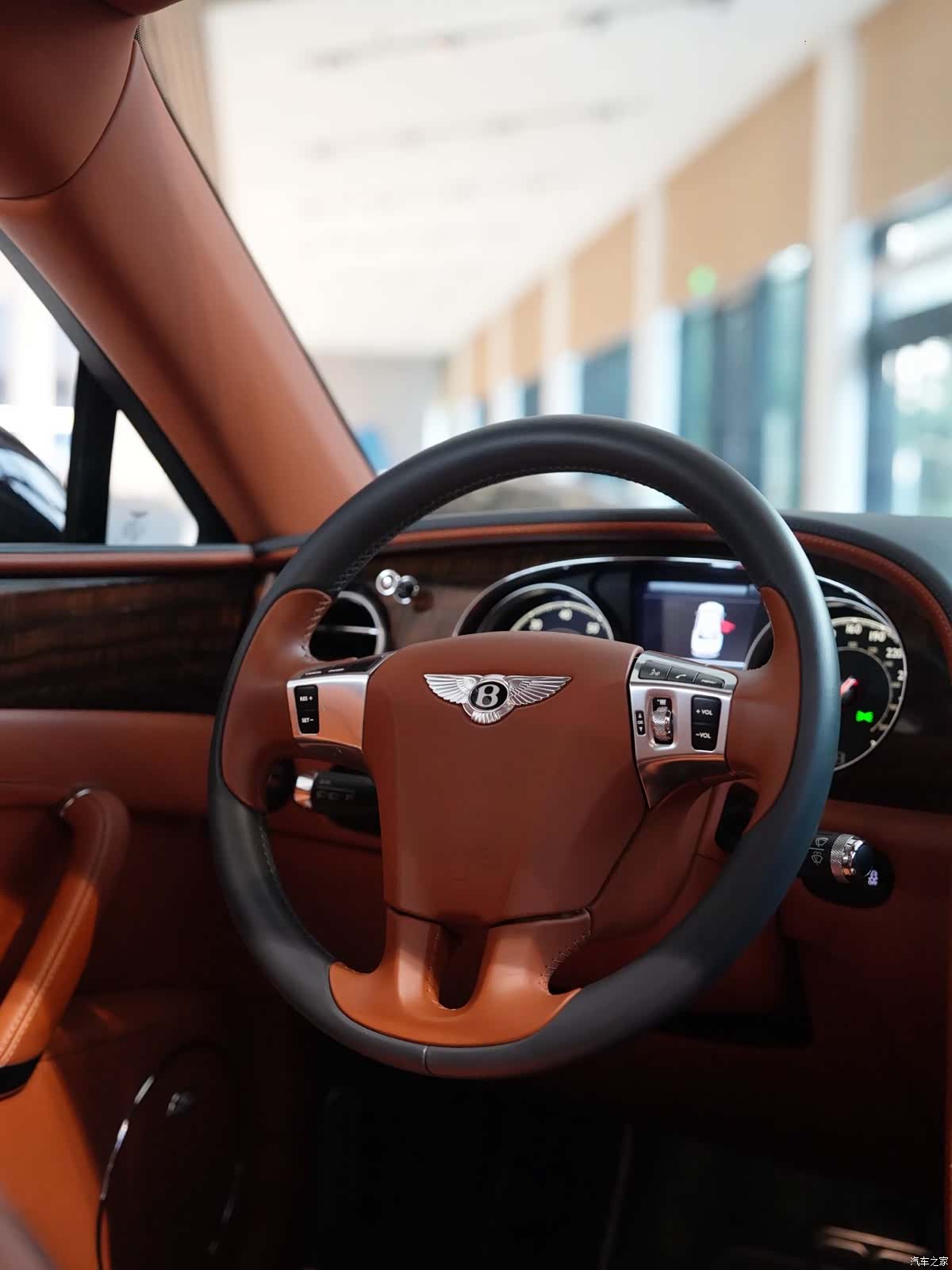 Bentley Flying Spur, 2018 9