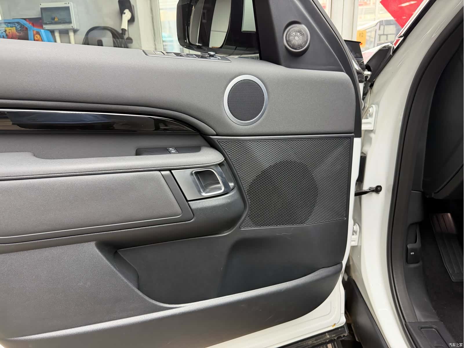 Land Rover Discovery, 2020 12