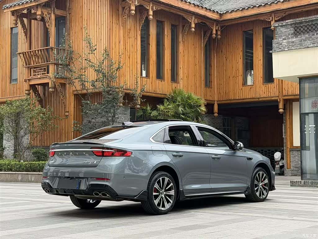 Geely Preface, 2025 7