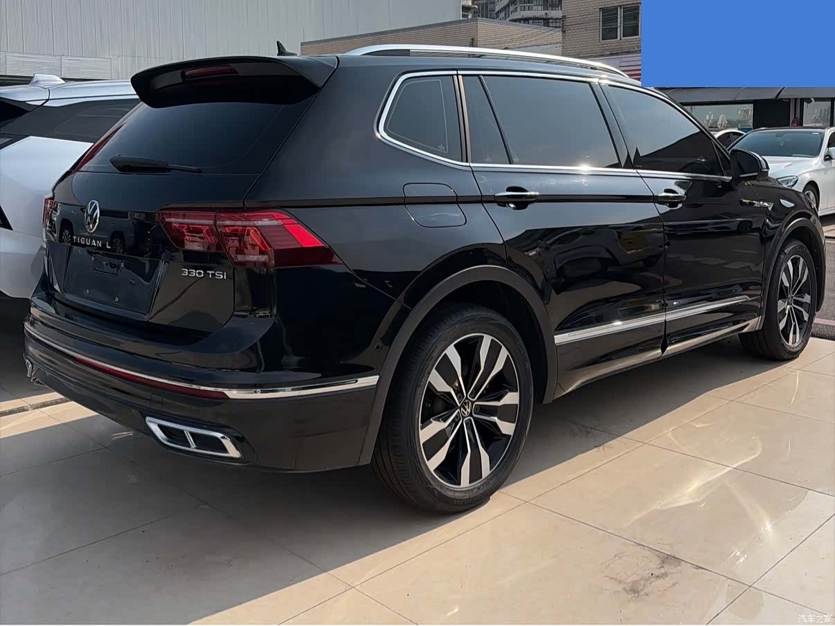 Volkswagen Tiguan L, 2024 4