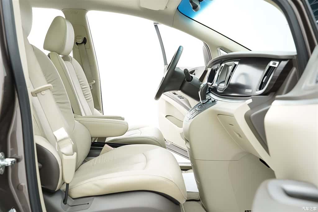 Buick GL8, 2014 14